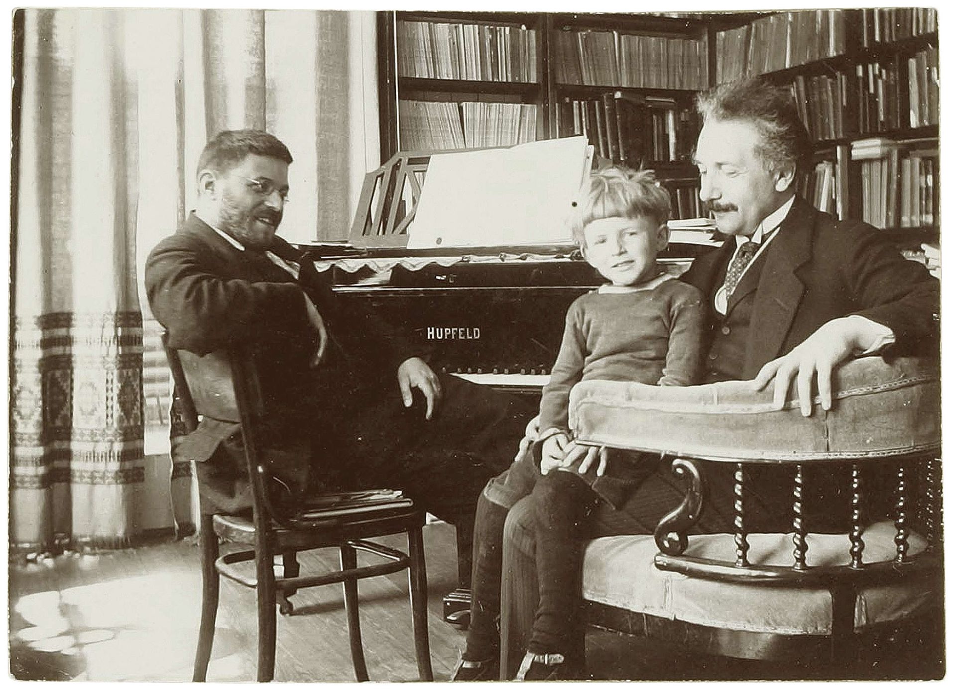 Einstein & Ehrenfest with his son Paul Jr., June 1920 --- collection Museum Boerhaave